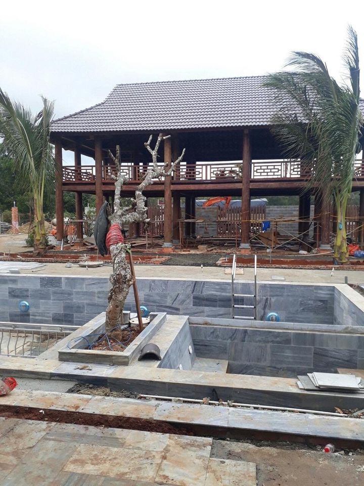 bể bơi ốp lát đá gì cho đẹp