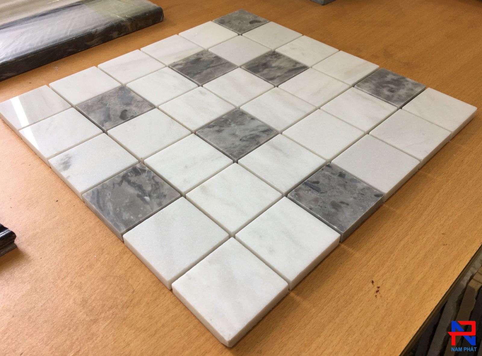 Đá Mosaic Ốp Tường Chíp 48x48mm DMNP214