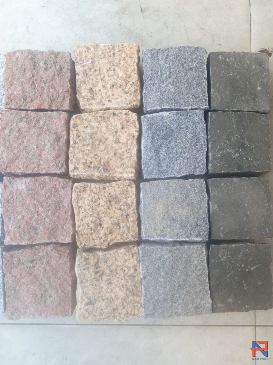 màu sắc thật đá cubic bazan