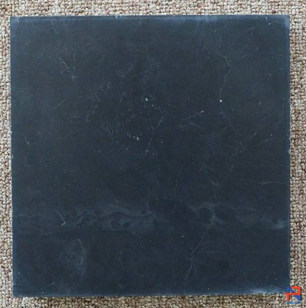 Đá xanh đen Thanh Hóa mài bóng mờ kích thước 300x300 mm