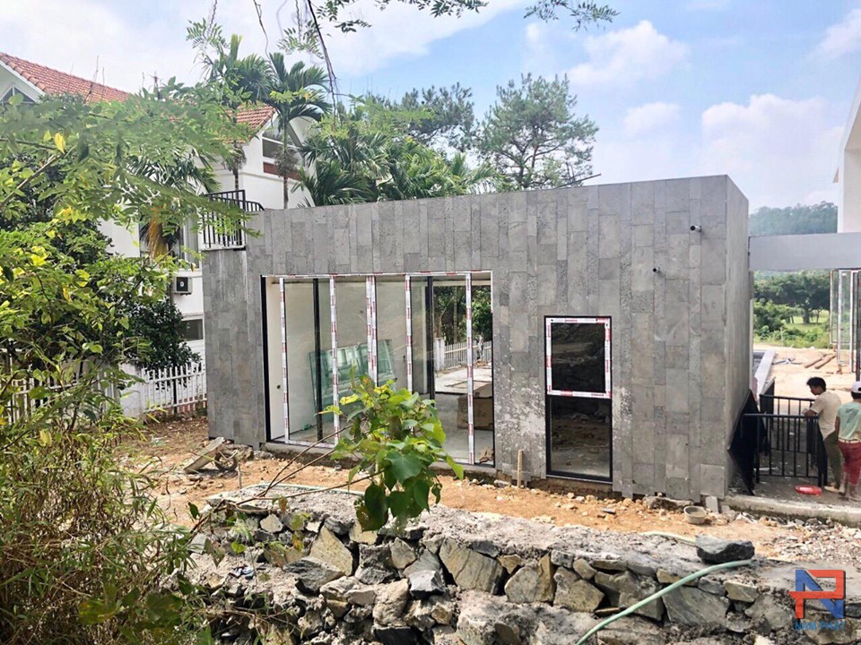 Đá tự nhiên ốp mặt tiền
