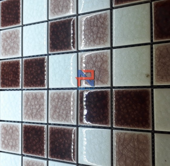 Gạch Mosaic Gốm Rạn Trộn Màu 48x48mm MGRT48024
