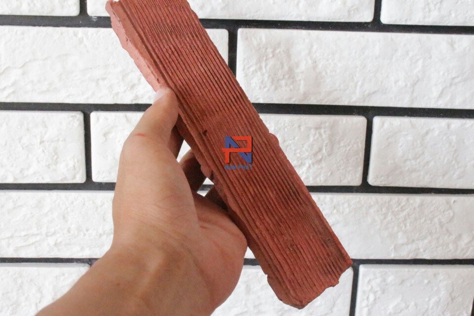 gạch giả cổ đỏ cháy