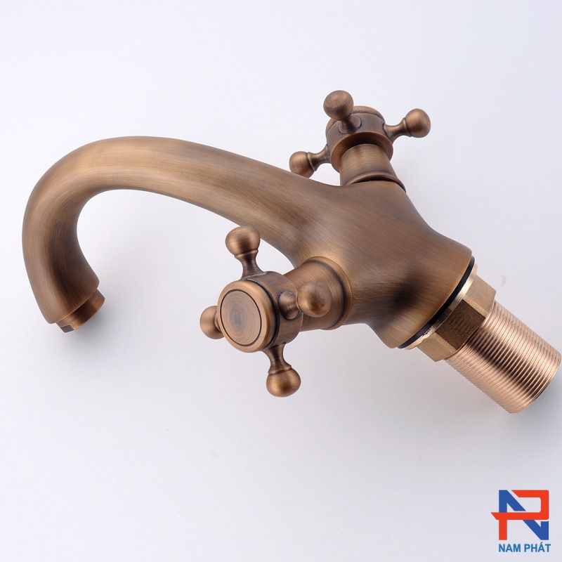 lavabo đồng thau