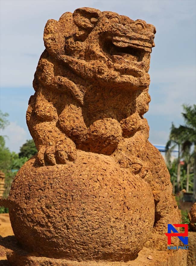 gạch tổng ong vàng