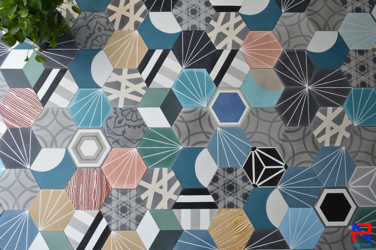 GẠCH BÔNG LỤC GIÁC - VẬT LIỆU TRANG TRÍ MỚI CHO NGÔI NHÀ