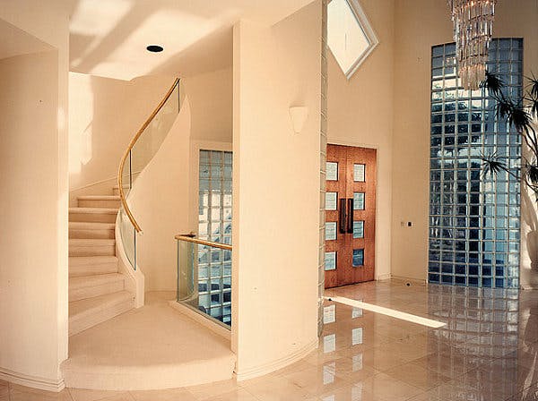 Gạch kính - Sự trở lại những năm 80