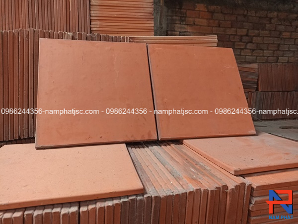 Gạch cổ lát nền kích thước 30x30x1 cm 